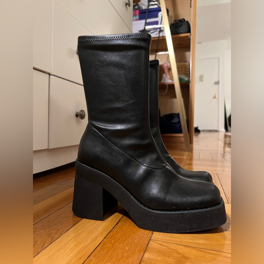 Steve Madden Black Platform Boots